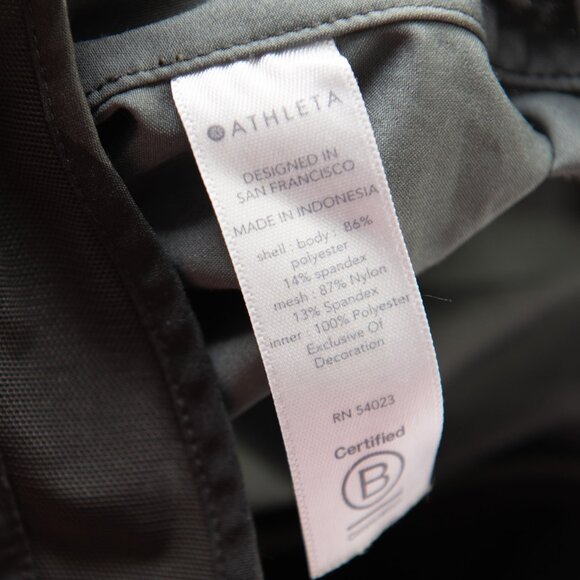 Athleta Shorts Mesh Racer Run Mid Rise 4" Built-in Brief Cameo Green Size Medium - Picture 4 of 7